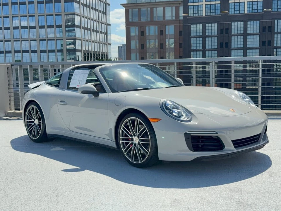 2018 Porsche 991 Targa 4 & 4S - Image 7 of 31
