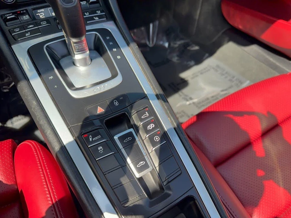 2018 Porsche 991 Targa 4 & 4S - Image 21 of 31