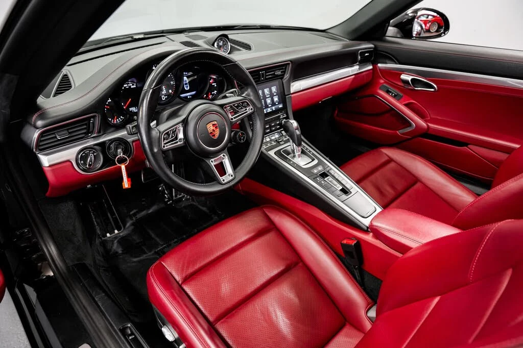 2018 Porsche 991 Targa 4 & 4S - Image 9 of 31