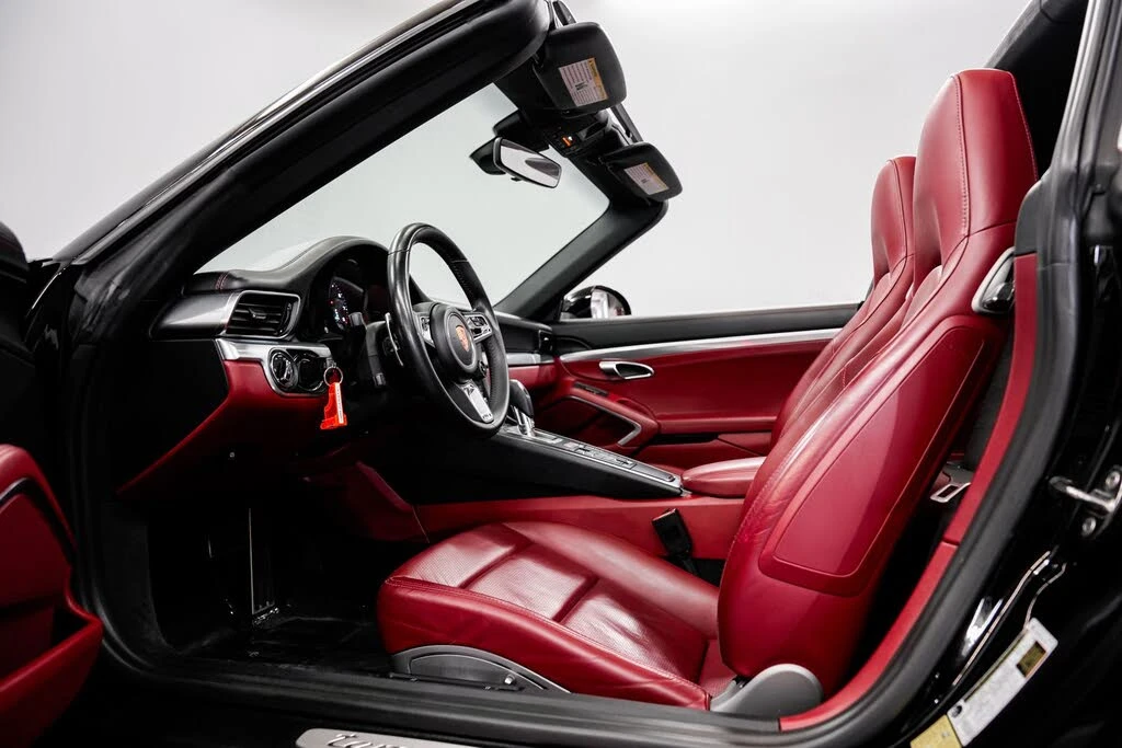 2018 Porsche 991 Targa 4 & 4S - Image 18 of 31