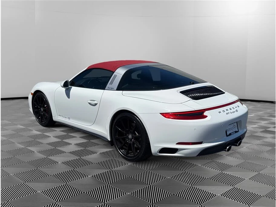 2018 Porsche 991 Targa 4 & 4S - Image 3 of 31