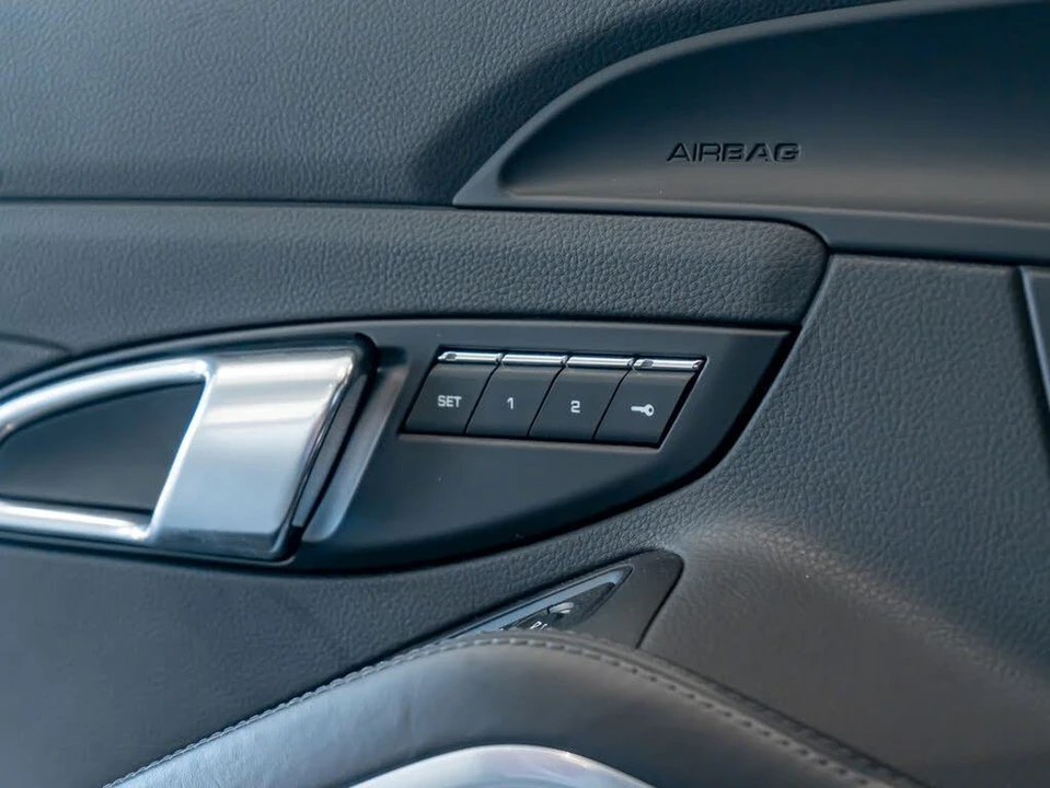 2018 Porsche 991 Targa 4 & 4S - Image 14 of 31