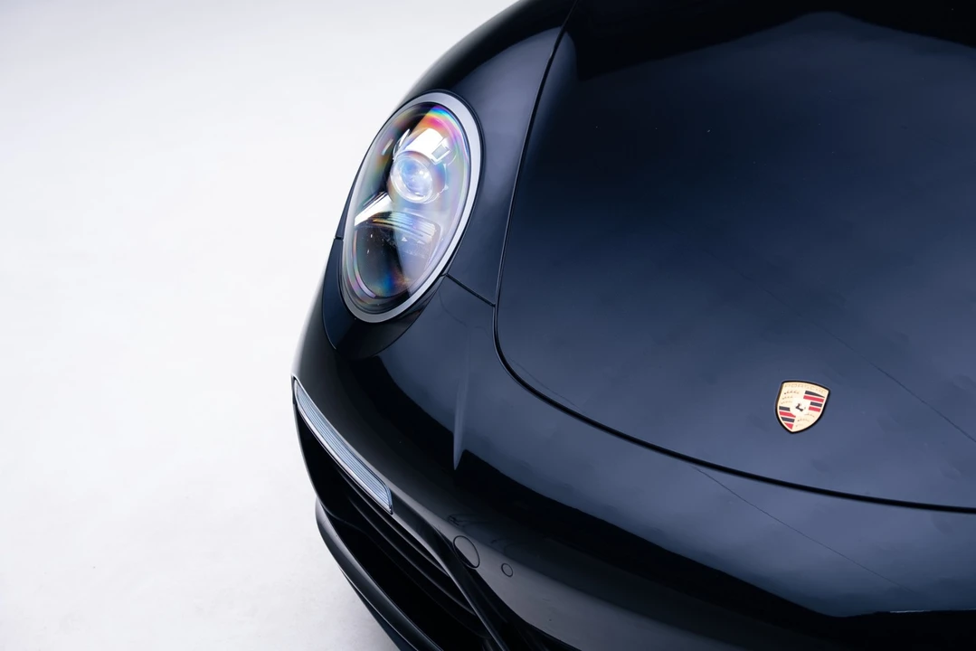 2018 Porsche 991 Targa 4 & 4S - Image 8 of 12