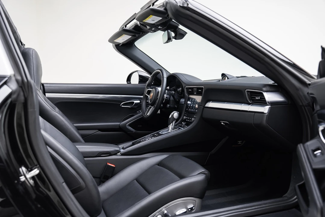 2018 Porsche 991 Targa 4 & 4S - Image 31 of 31