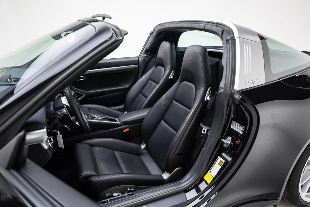 2018 Porsche 991 Targa 4 & 4S - Image 30 of 31
