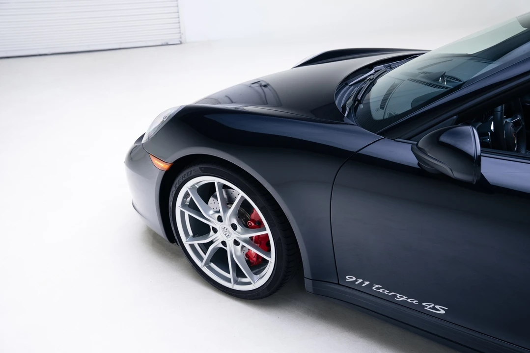 2018 Porsche 991 Targa 4 & 4S - Image 17 of 21
