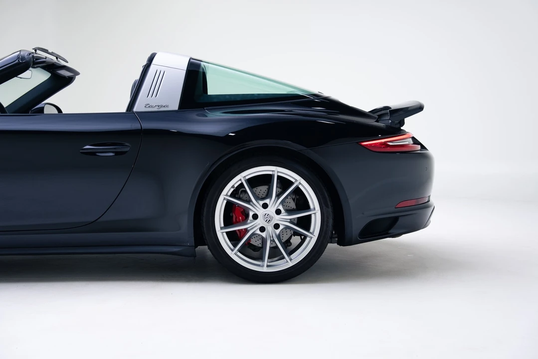 2018 Porsche 991 Targa 4 & 4S - Image 16 of 21