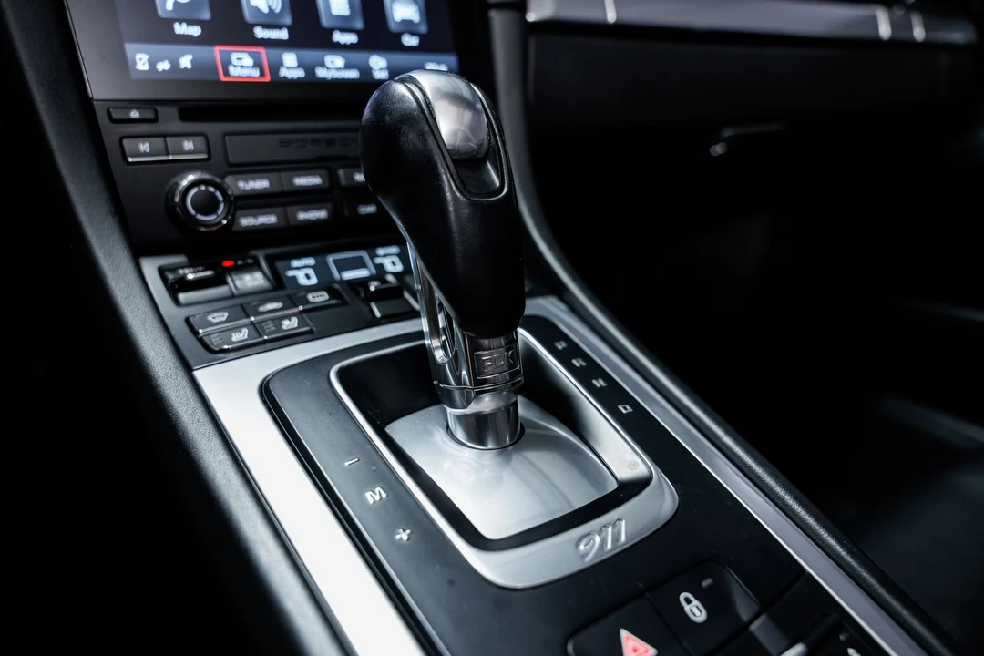 2018 Porsche 991 Targa 4 & 4S - Image 16 of 31