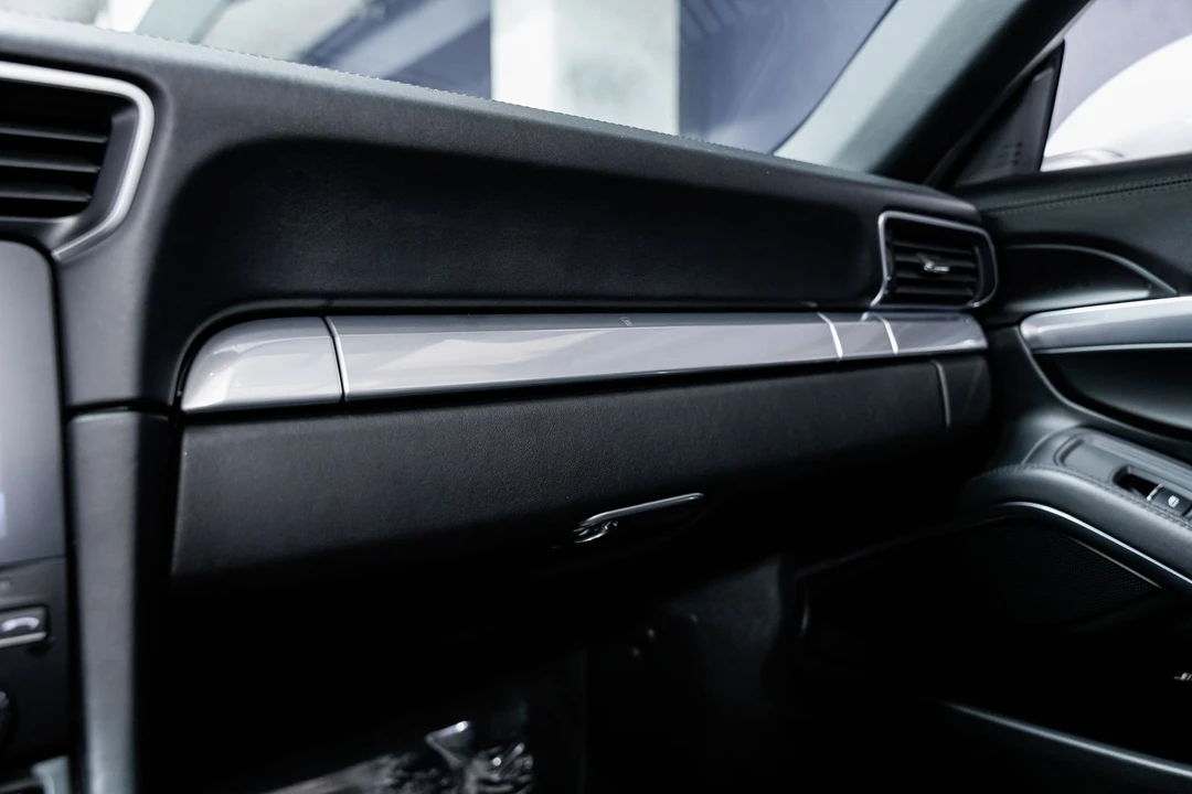 2018 Porsche 991 Targa 4 & 4S - Image 17 of 31