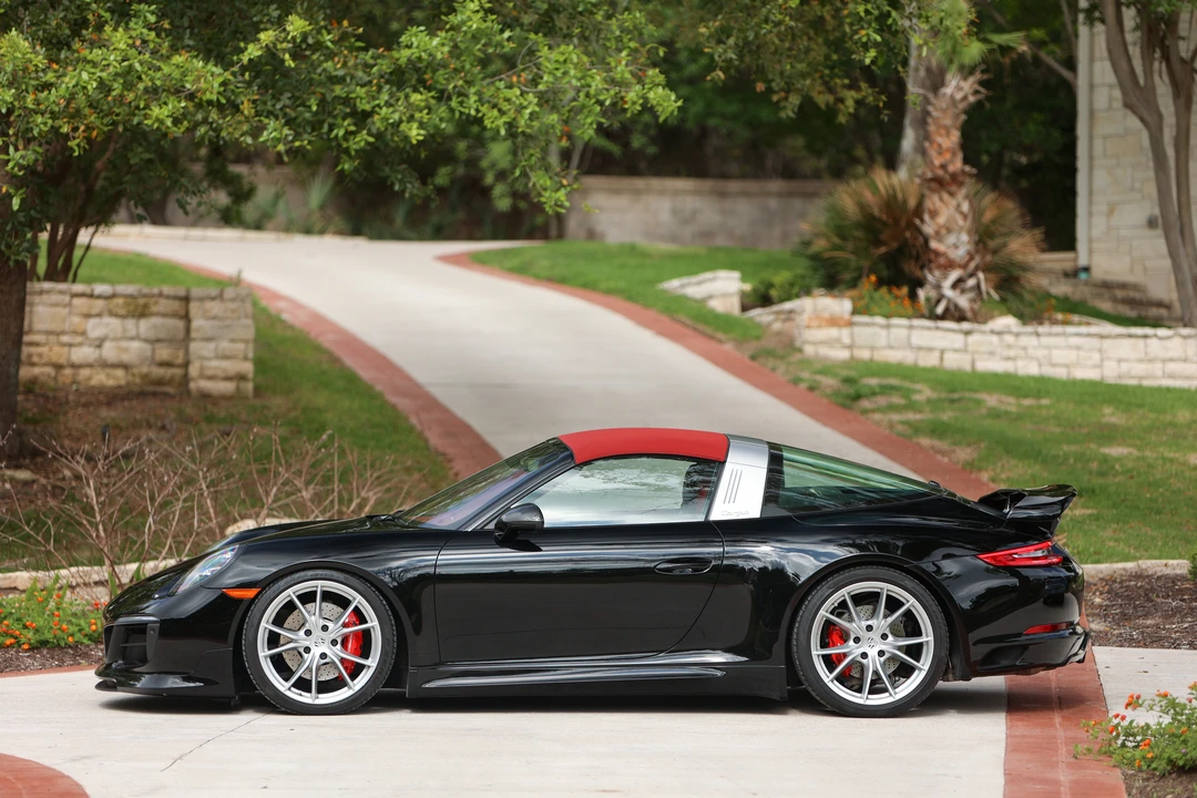 2018 Porsche 991 Targa 4 & 4S - Image 12 of 31