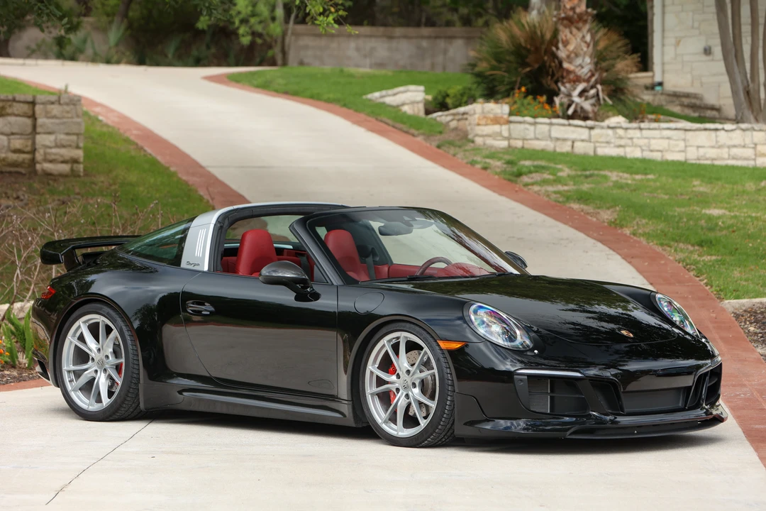 2018 Porsche 991 Targa 4 & 4S - Image 2 of 31
