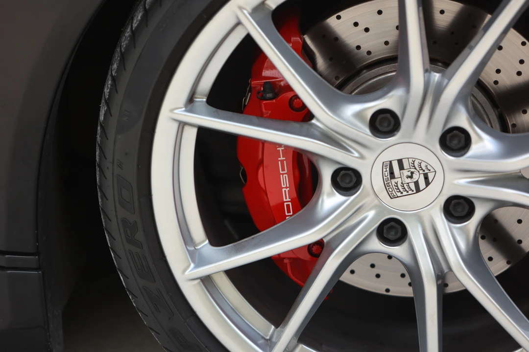 2018 Porsche 991 Targa 4 & 4S - Image 30 of 31