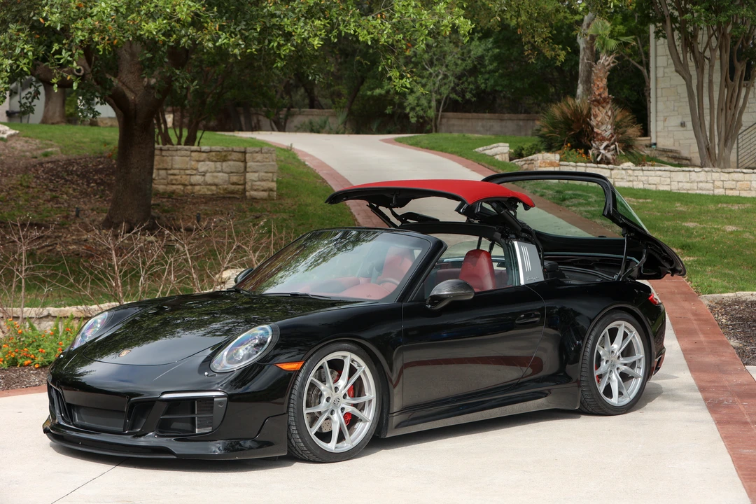 2018 Porsche 991 Targa 4 & 4S - Image 8 of 31
