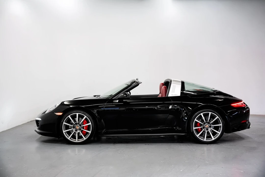 2018 Porsche 991 Targa 4 & 4S - Image 7 of 31
