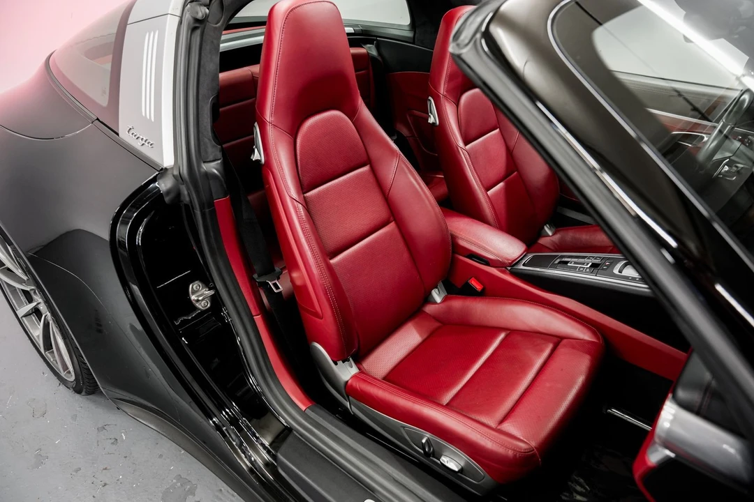 2018 Porsche 991 Targa 4 & 4S - Image 27 of 31