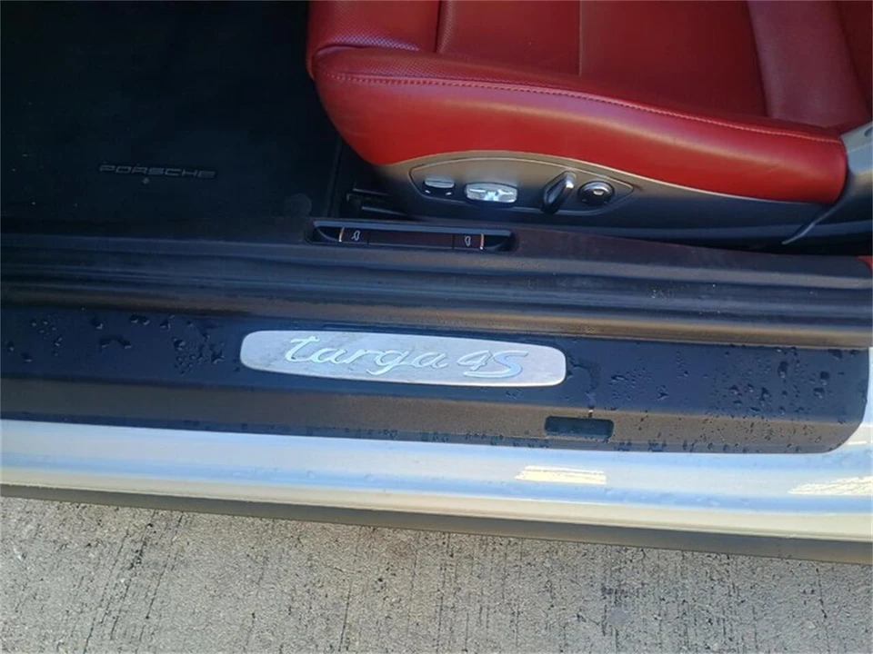 2018 Porsche 991 Targa 4 & 4S - Image 15 of 31