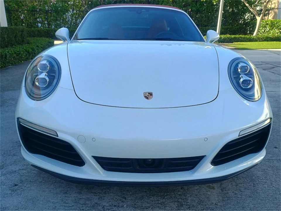 2018 Porsche 991 Targa 4 & 4S - Image 8 of 31
