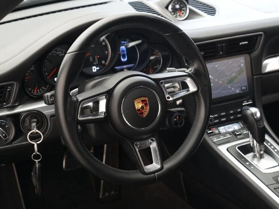2018 Porsche 991 Turbo - Image 15 of 31