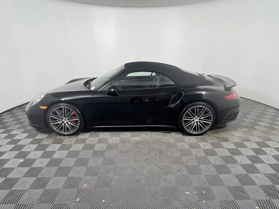 2018 Porsche 991 Turbo - Image 8 of 25
