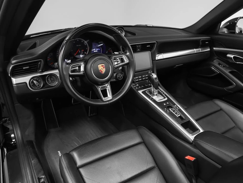 2018 Porsche 991 Turbo - Image 4 of 31