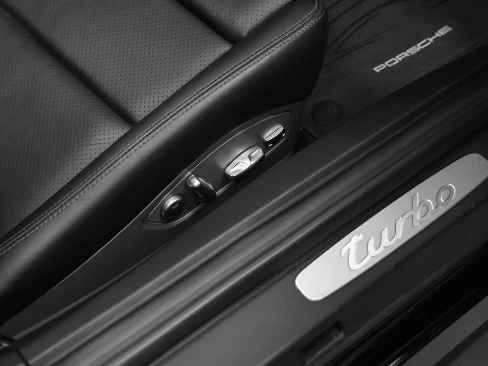 2018 Porsche 991 Turbo - Image 26 of 31
