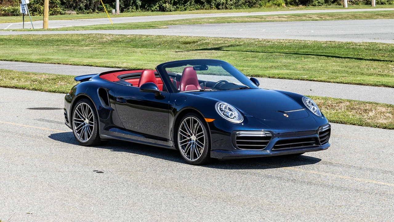 2018 Porsche 991 Turbo - Image 12 of 31
