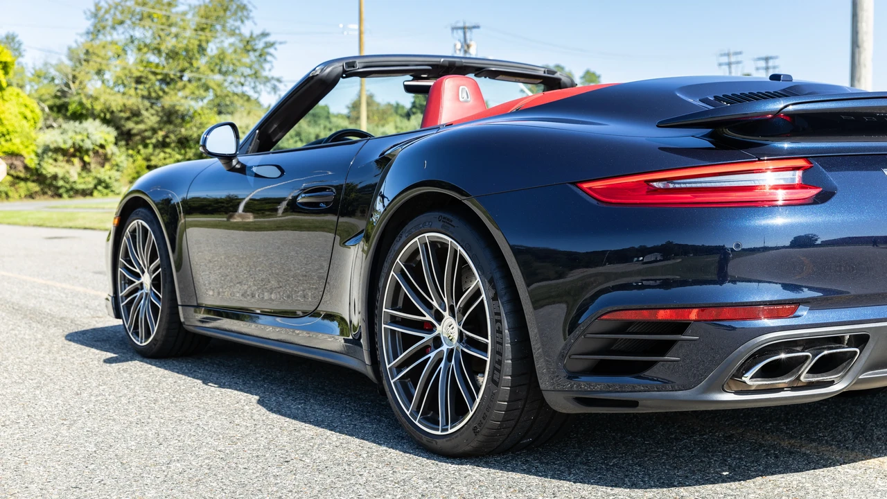 2018 Porsche 991 Turbo - Image 22 of 31