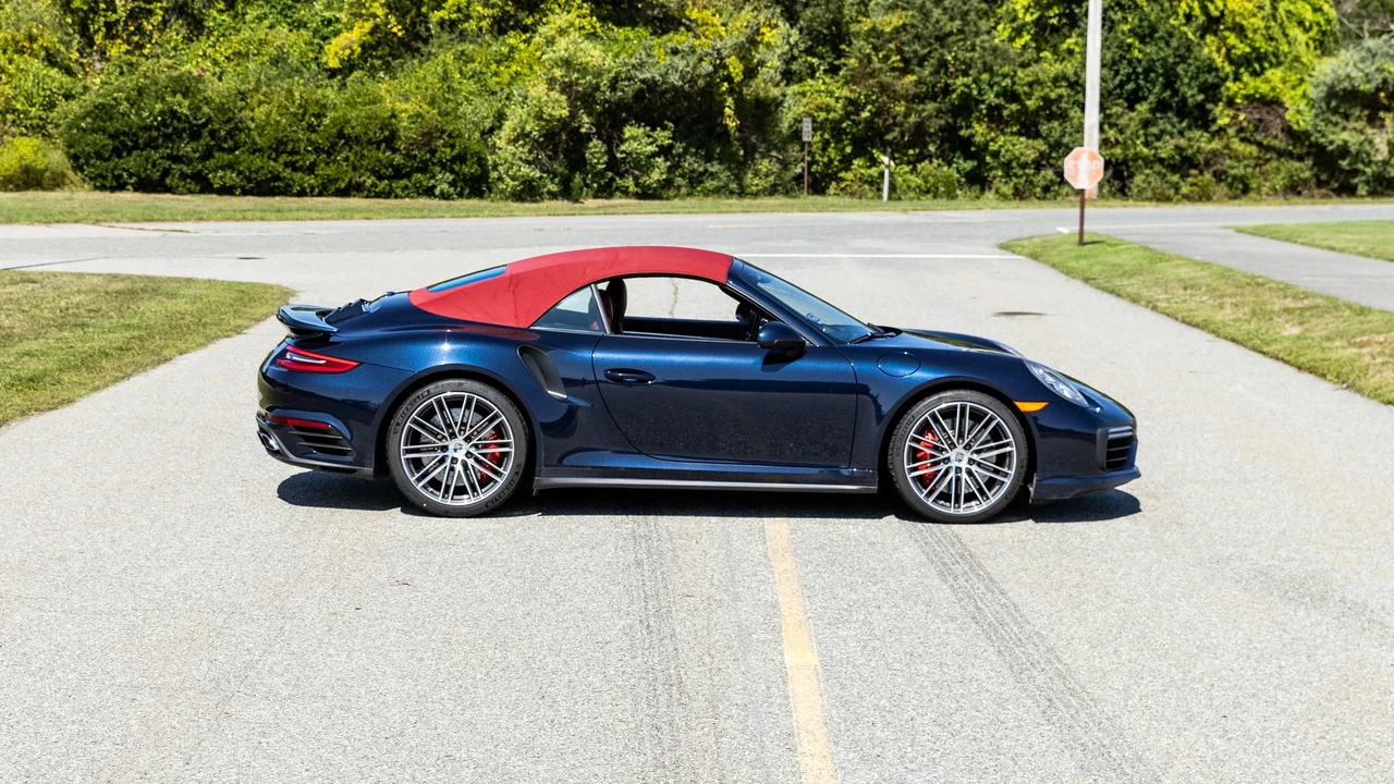 2018 Porsche 991 Turbo - Image 5 of 31