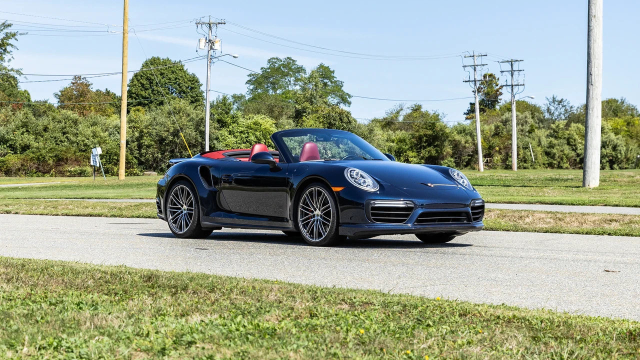 2018 Porsche 991 Turbo - Image 18 of 31