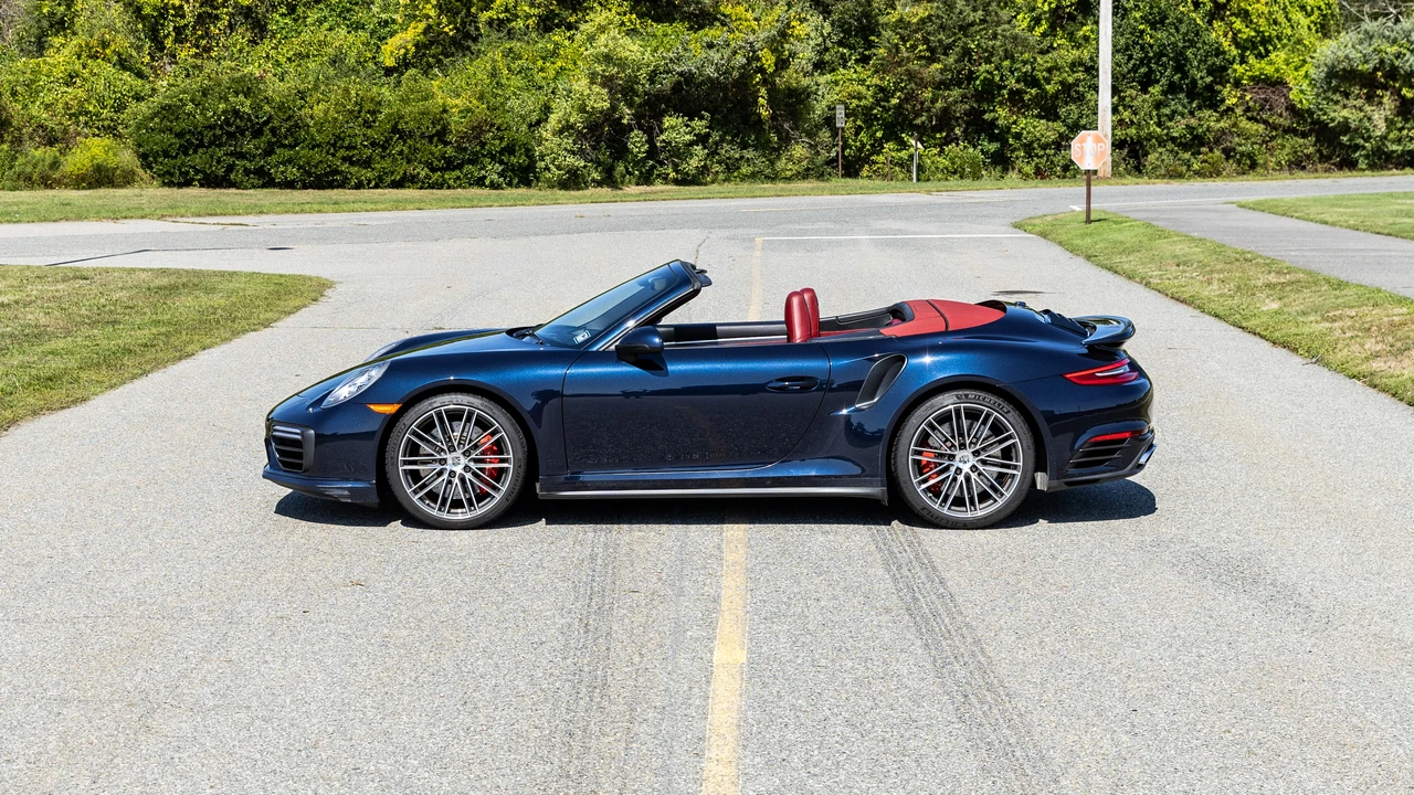 2018 Porsche 991 Turbo - Image 17 of 31