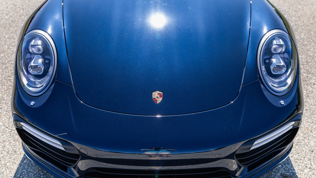 2018 Porsche 991 Turbo - Image 28 of 31