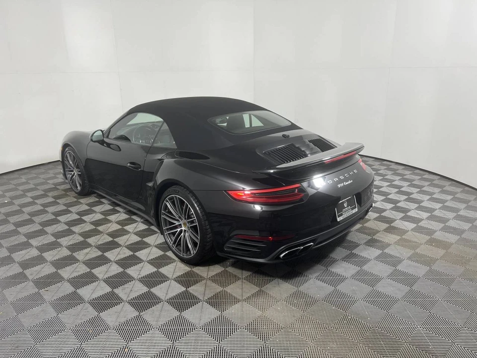 2018 Porsche 991 Turbo - Image 2 of 5
