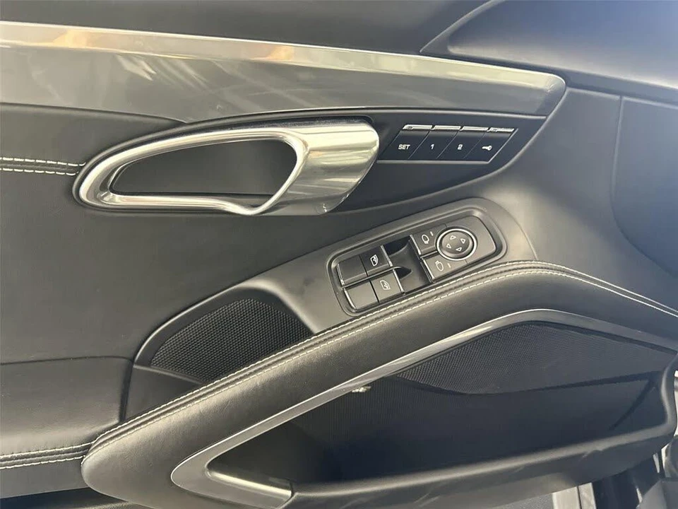 2018 Porsche 991 Turbo - Image 13 of 31