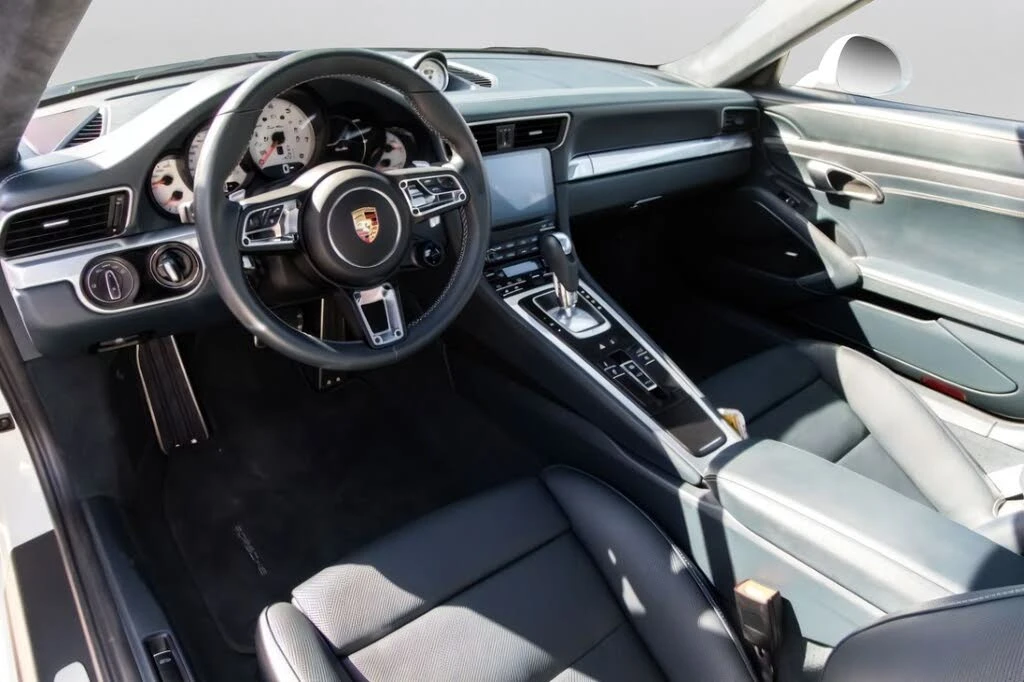 2018 Porsche 991 Turbo - Image 16 of 31