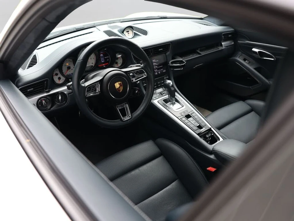2018 Porsche 991 Turbo - Image 19 of 31