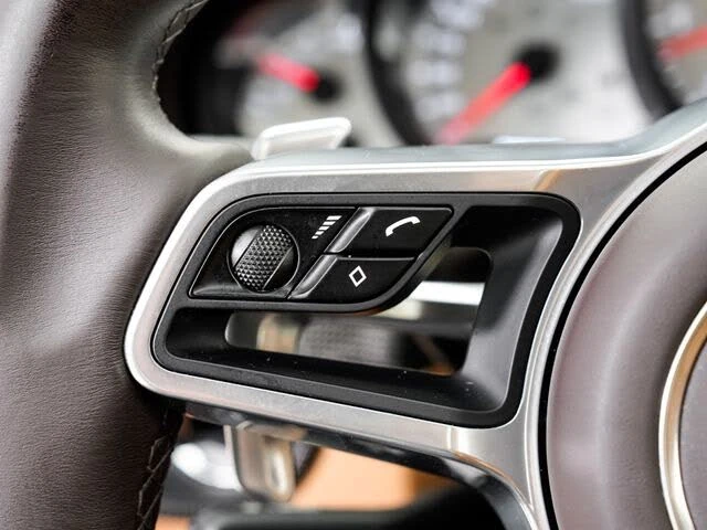 2018 Porsche 991 Turbo - Image 14 of 31