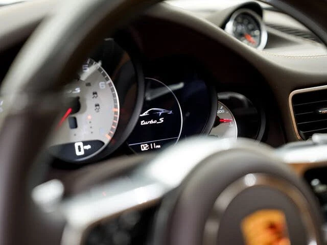 2018 Porsche 991 Turbo - Image 17 of 31
