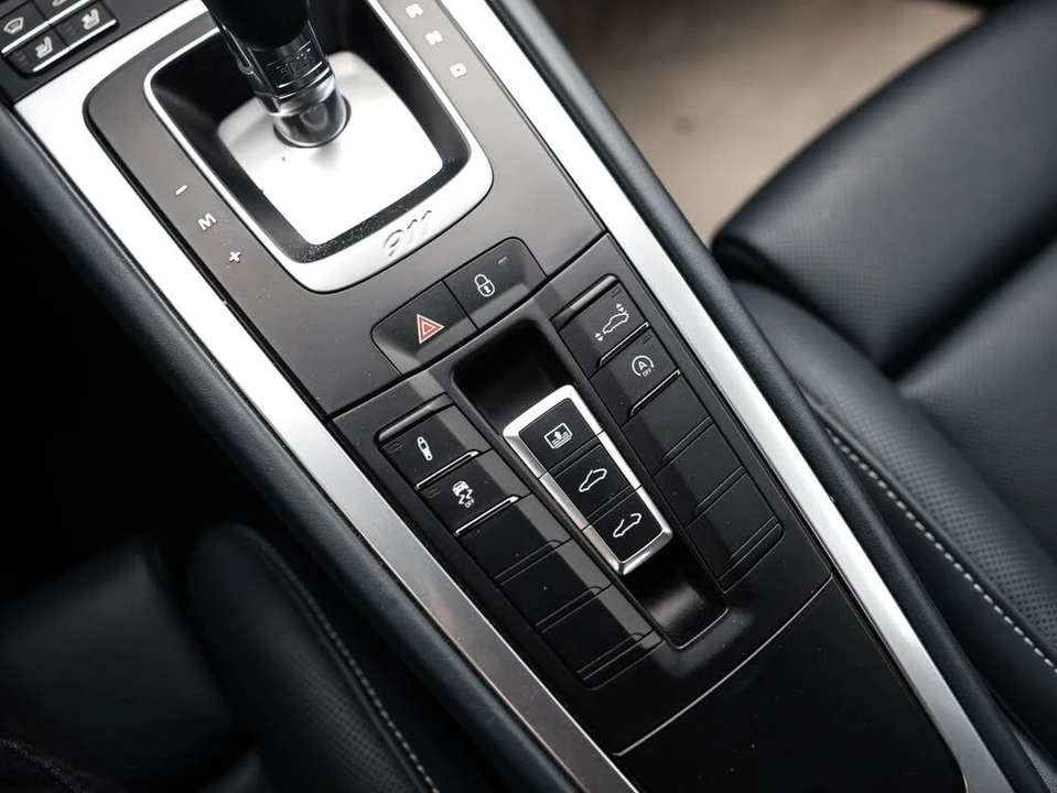 2018 Porsche 991 Turbo - Image 18 of 31