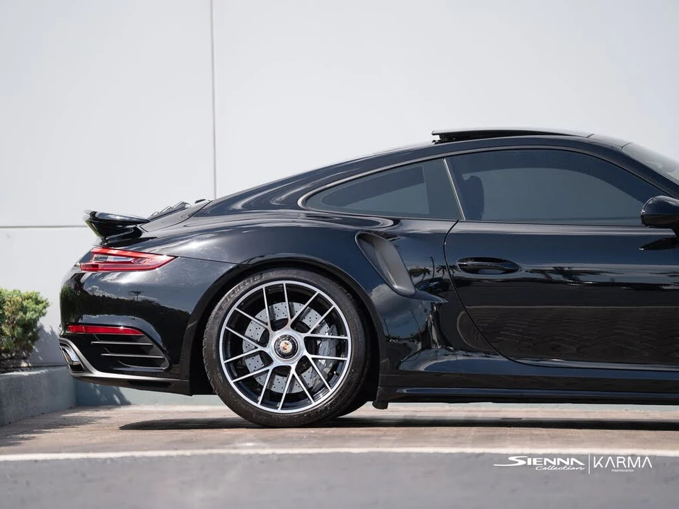 2018 Porsche 991 Turbo - Image 12 of 31