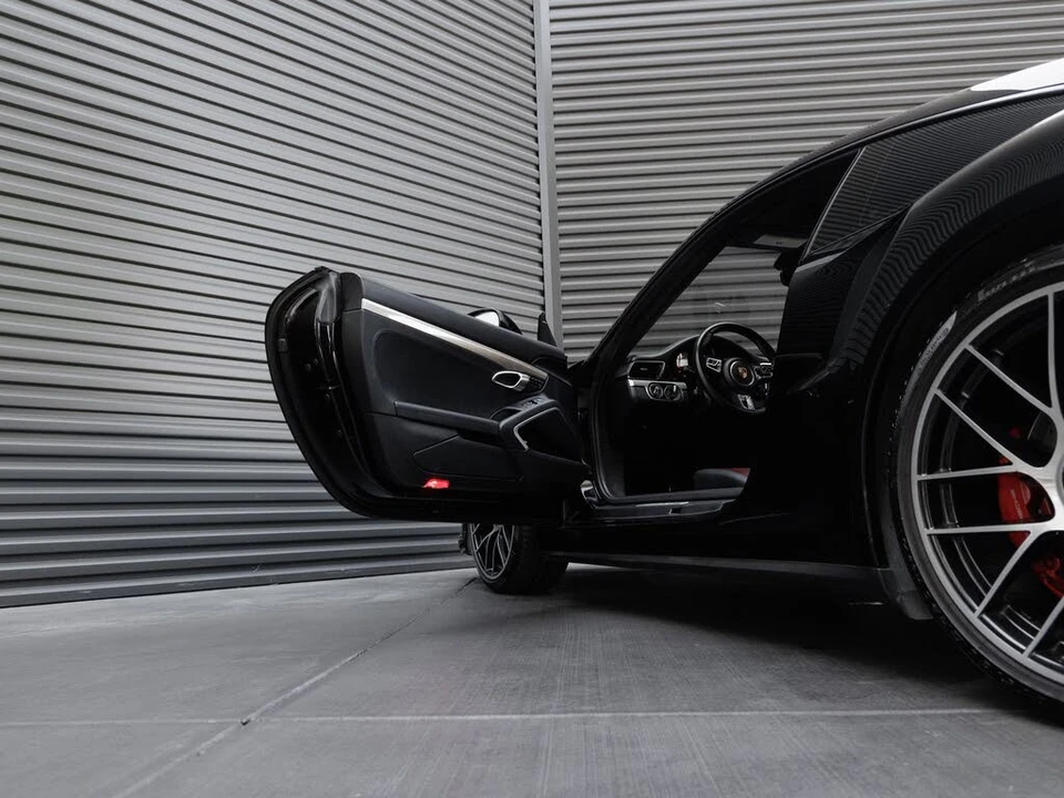 2018 Porsche 991 Turbo - Image 13 of 31