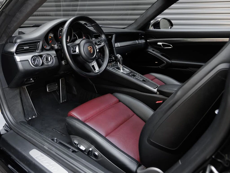 2018 Porsche 991 Turbo - Image 4 of 31