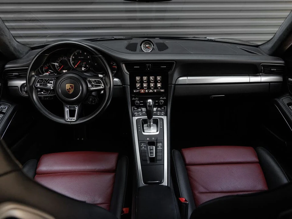 2018 Porsche 991 Turbo - Image 15 of 31