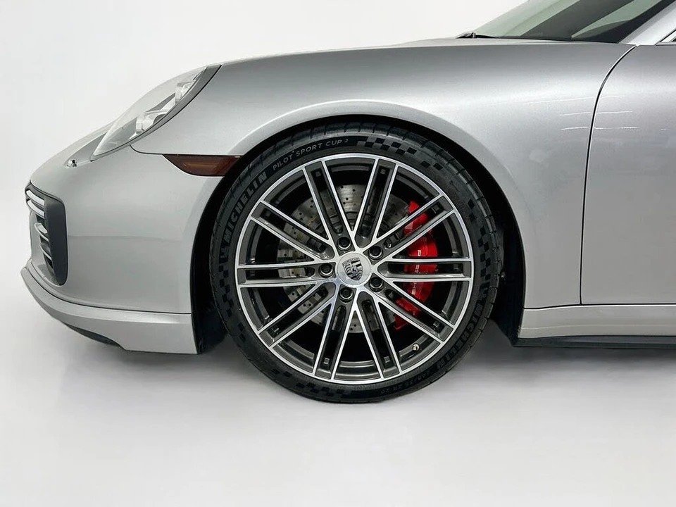 2018 Porsche 991 Turbo - Image 17 of 18
