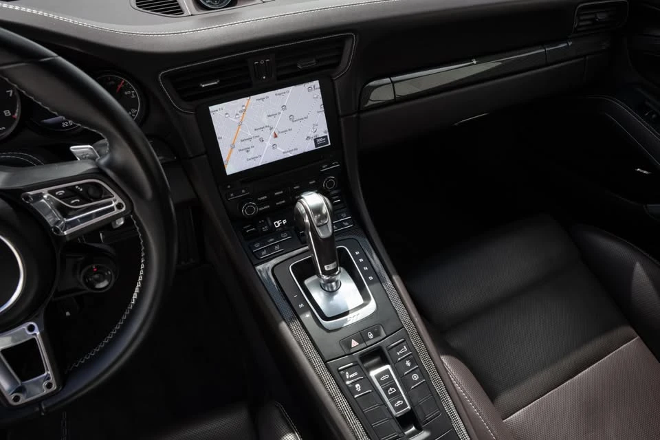 2018 Porsche 991 Turbo S - Image 15 of 17