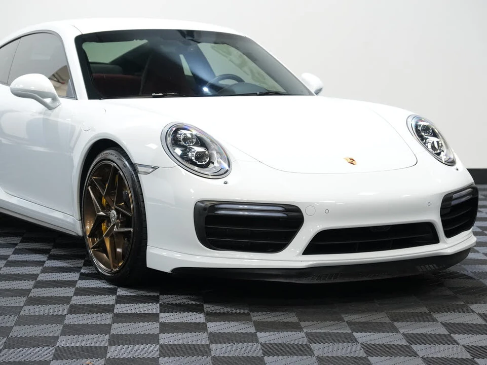 2018 Porsche 991 Turbo S - Image 9 of 31