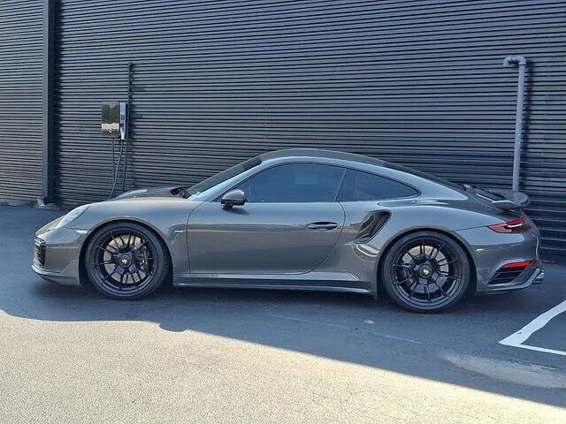 2018 Porsche 991 Turbo S - Image 2 of 31