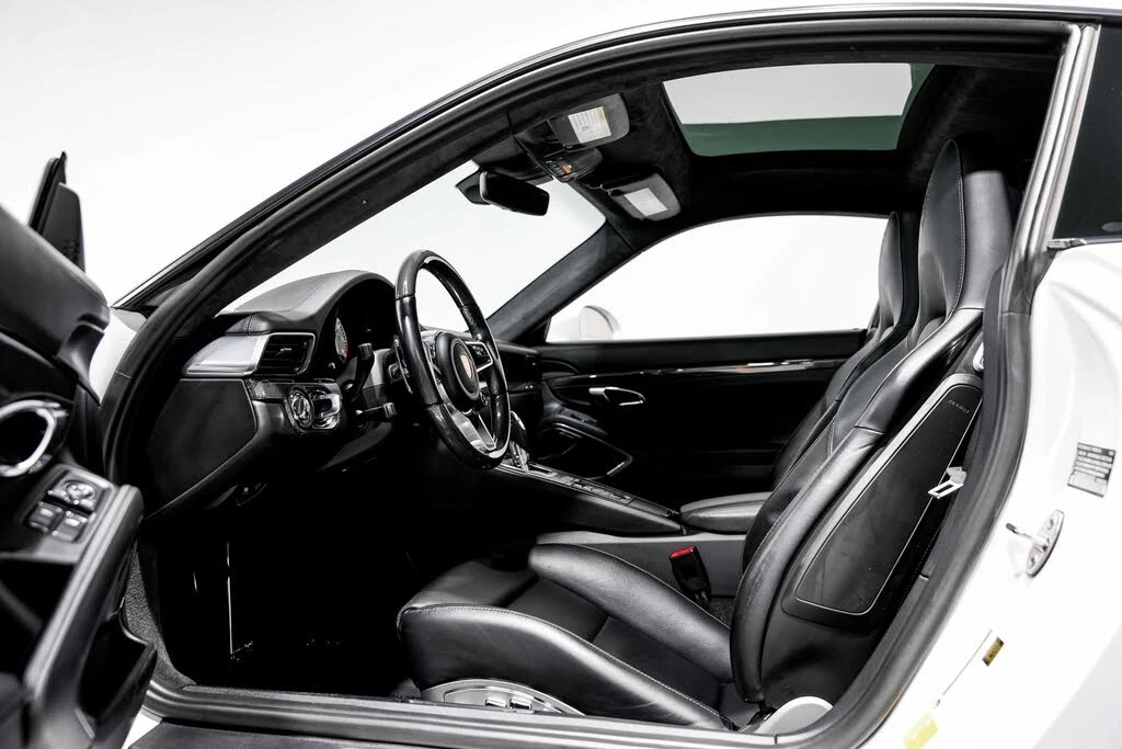 2018 Porsche 991 Turbo S - Image 21 of 31