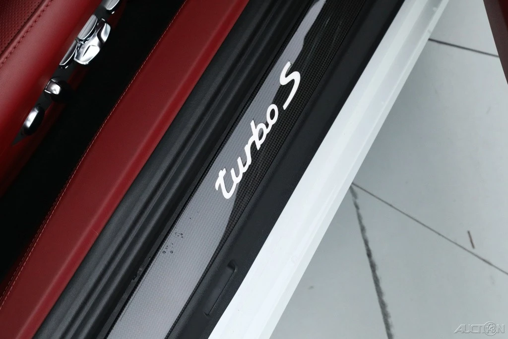 2018 Porsche 991 Turbo S - Image 19 of 21