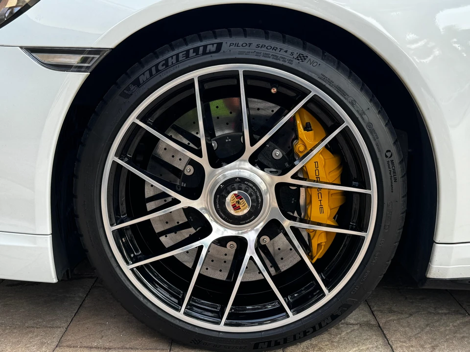 2018 Porsche 991 Turbo S - Image 26 of 31