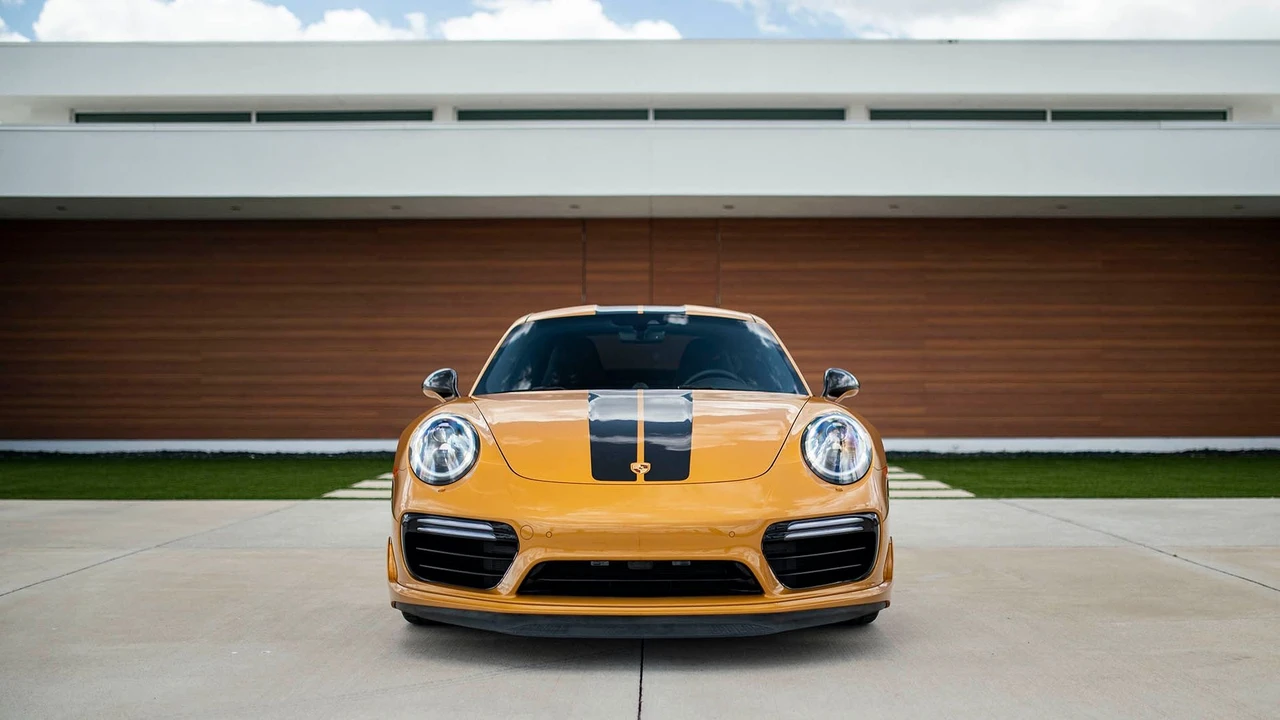 2018 Porsche 991 Turbo S - Image 14 of 31